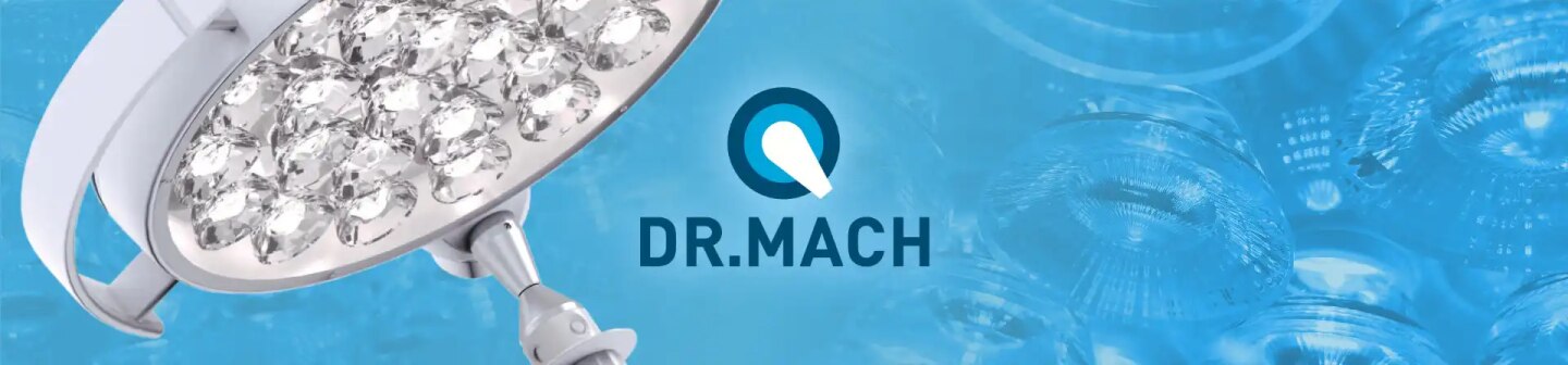 Dr.Mach Banner: Logo in der Mitte, Medizinische Leuchte...