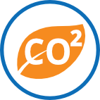 Icon: in blauen Kreis eine oranges Blatt mit CO2 in weiß
